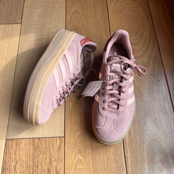 NWOB Adidas Originals Gazelle Bold Women's Sneakers Sz 7.5 Preloved Ruby - Picture 2 of 8